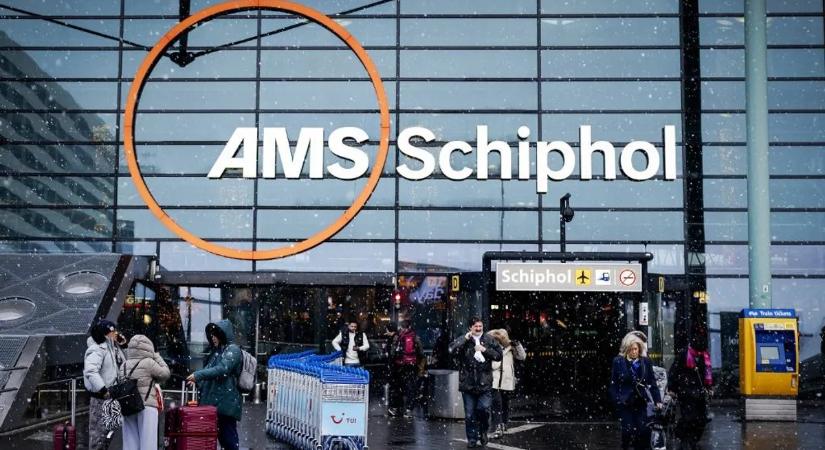 Káosz a hó miatt, több száz járatot törölt az amszterdami repülőtér