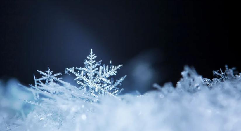 Kiadták a veszélyjelzést: több centiméteres hótakaró is összegyűlhet