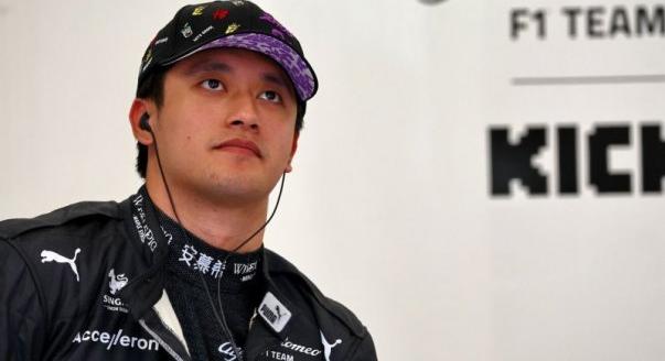 Hivatalos: Zhou a Cadillacnél folytatja