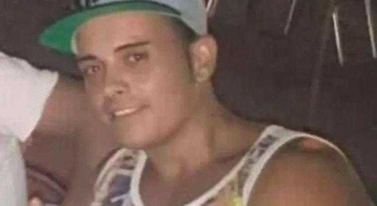 Egy streamer élő adásban ölte meg magát kokainnal és viszkivel egy fizetős kihívás miatt