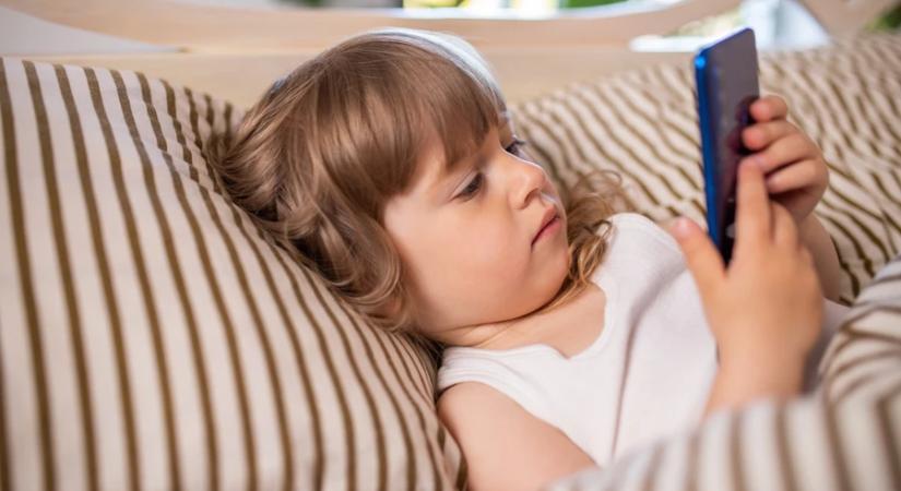 Gyerekek kütyüzése – Érdemes a szülőnek még időben önkritikusnak lennie