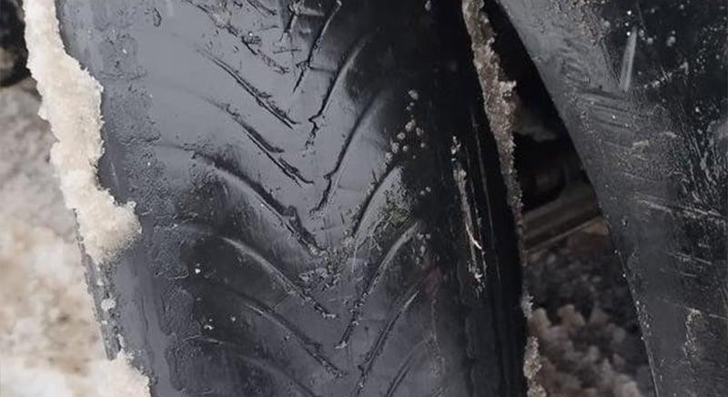 „Eeee, még egy szezont kibír…” – Amikor az abroncs már nemet mond