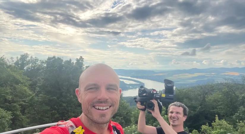 A tévében lesz látható Simonyi Balázs Országos Kéktúra-futása