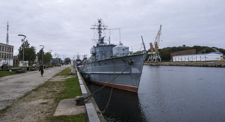 Megrongáltak egy tenger alatti optikai kábelt Litvánia és Lettország között