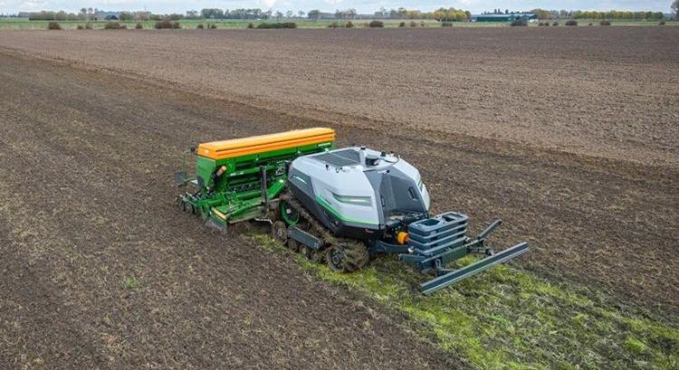 Az AgXeed bemutatta az új AgBot T2 7 SERIES robottraktort