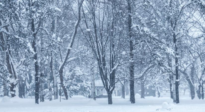 Óriási hómennyiség zúdul erre a 2 megyére: már kiadták a figyelmeztetést