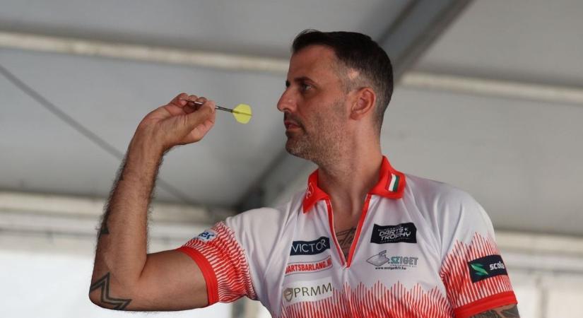 Megyei érdekeltségű dartsjátékos is harcba száll a PDC Tour-kártyáért – videó