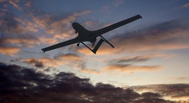 Dróntámadás Moszkva ellen: 200 repülőjáratot késleltettek