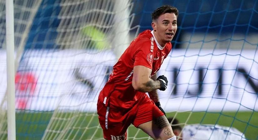 Ismét klubot válthat a Puskás-díjas magyar csatár