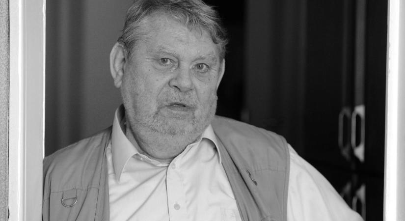 Elhunyt Kiss Benedek költő