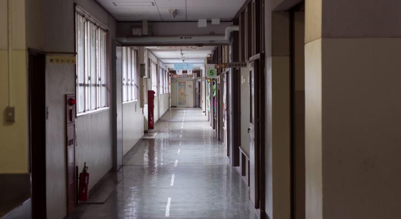 Tömeges rosszullét történt egy zalaegerszegi középiskolában