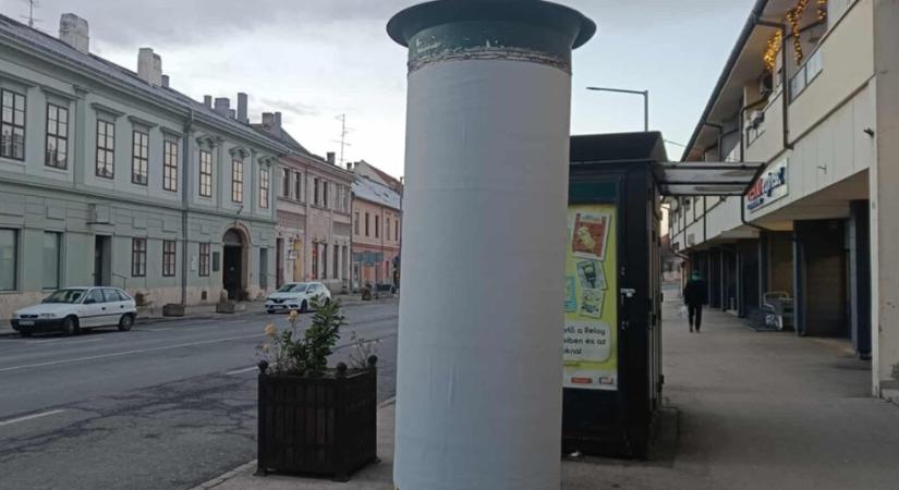 Az összes háborús plakát eltűnt Mosonmagyaróvárról