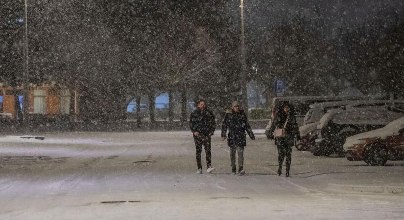 Veszélyes téli időjárásra figyelmeztet a katasztrófavédelem, több vármegyére kiadták a riasztást