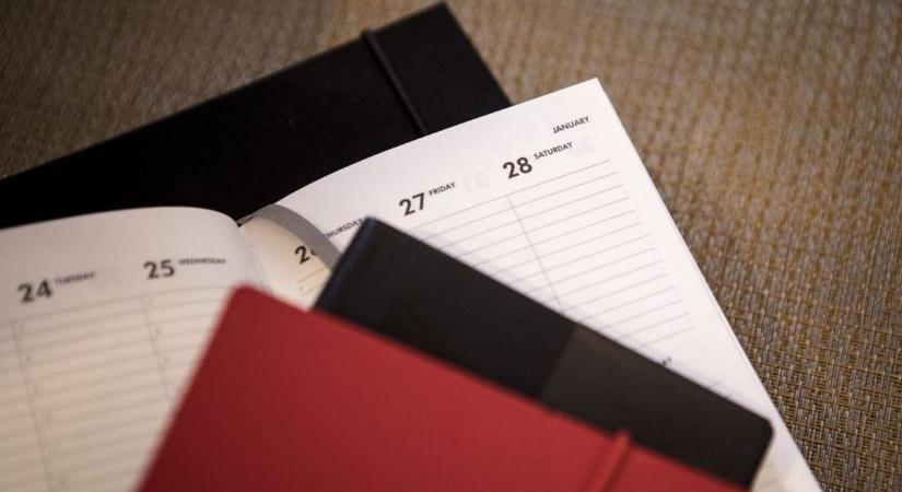 Itt a hatnapos munkahét: mielőtt elkeseredne, van egy nagyon jó hírünk is 2026-ra – dúskálunk idén a hosszú hétvégékben