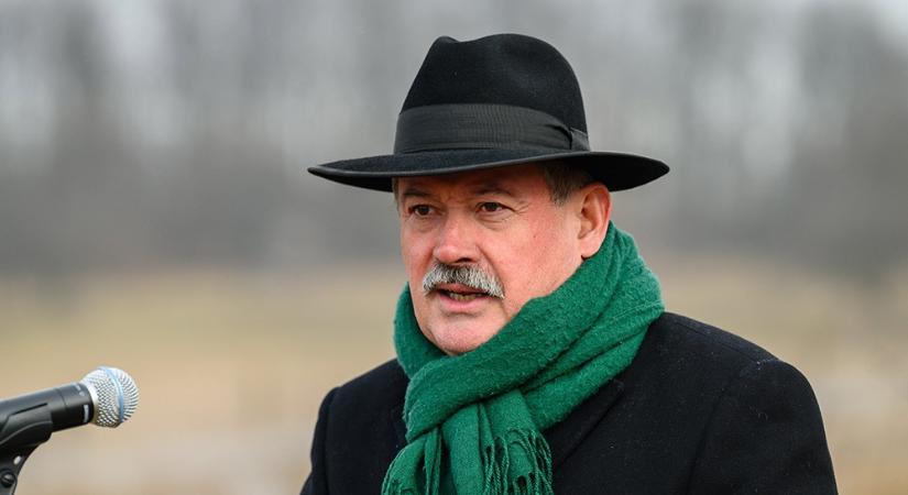 V.Németh Zsolt: “Azt várom, hogy a nagykölkedi gumiteleppel kapcsolatban a lehető leghamarabb, a legszigorúbb büntetést szabják ki.”