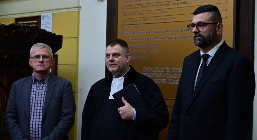 Megerősítették, telefonálás közben sörétessel lábon lőtte magát a fideszes képviselőjelölt