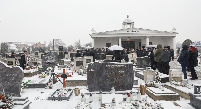 Utolsó útjára kísérték Pajor Andrást