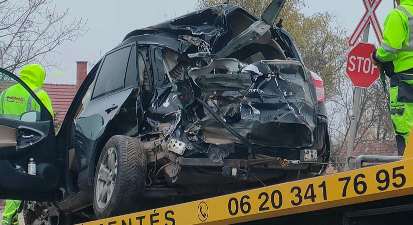 Csaknem hatvan baleset történt vasúti átjáróban 2025-ben