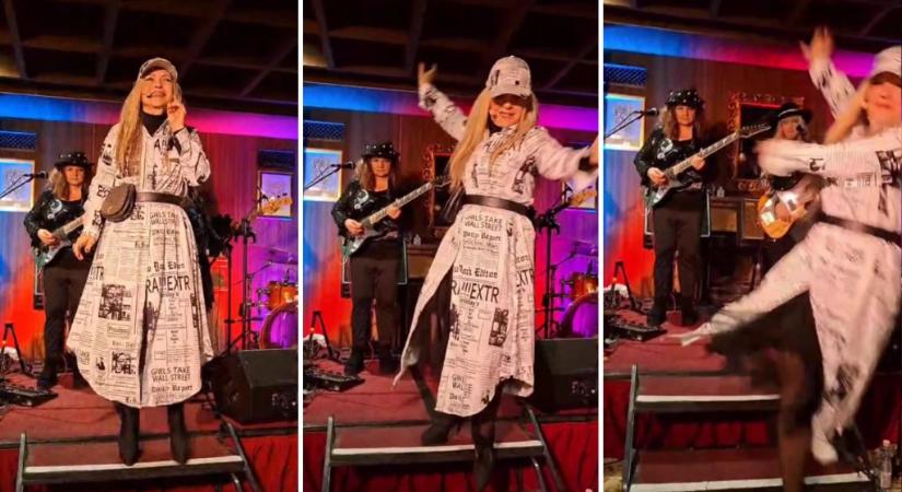 Marcellina tud nevetni magán: viccet csinált abból, hogy leesett a színpadról