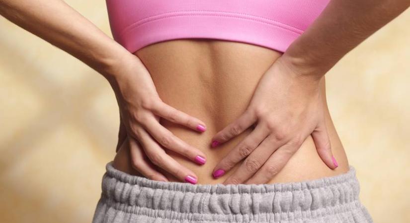 Megszünteti a hátfájást, ha mindennap ezt csinálod: videón az egyszerű gyakorlatok