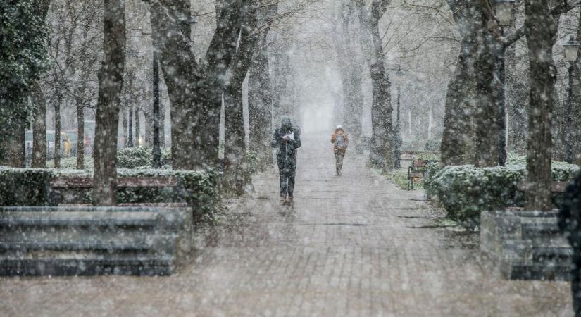 Operatív törzs alakul az extrém havazás miatt, rendkívüli intézkedések lépnek életbe