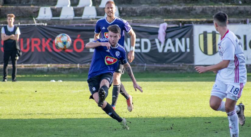 Visszatért! Ismét lila-fehér mezben Domonkos Kristóf