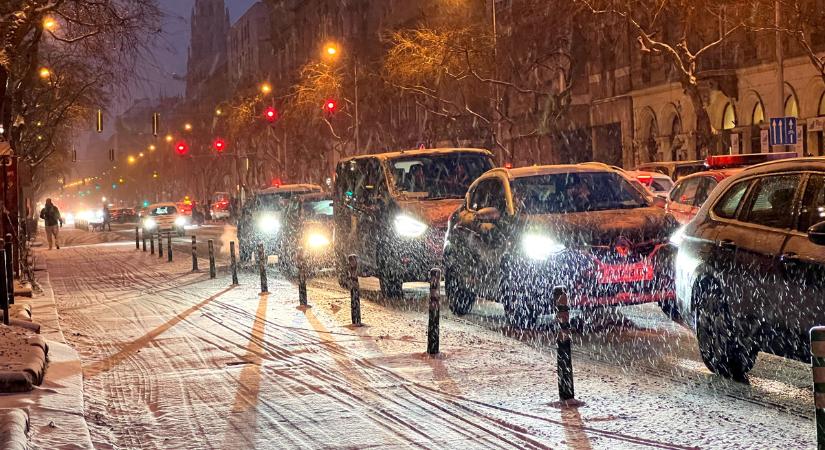 Felkészült a jelentős havazásra a Magyar Közút