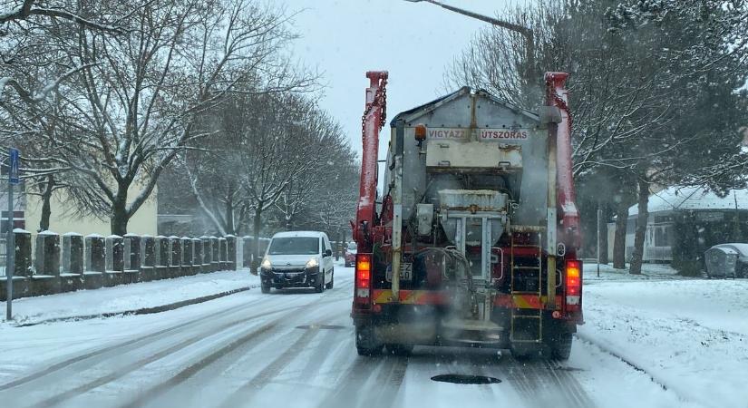 Bajba került egy zalai település az időjárás miatt – a legrosszabbkor romlott el a traktor