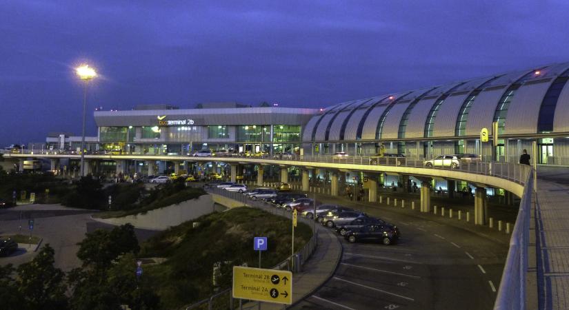 Lecsúszott egy Airbus repülőgép a kifutóról Ferihegyen