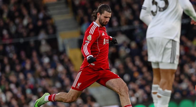 Fulham-Liverpool: ijesztő jelenet miatt csúszott a kezdés, majd őrült végjátékot hozott a meccs