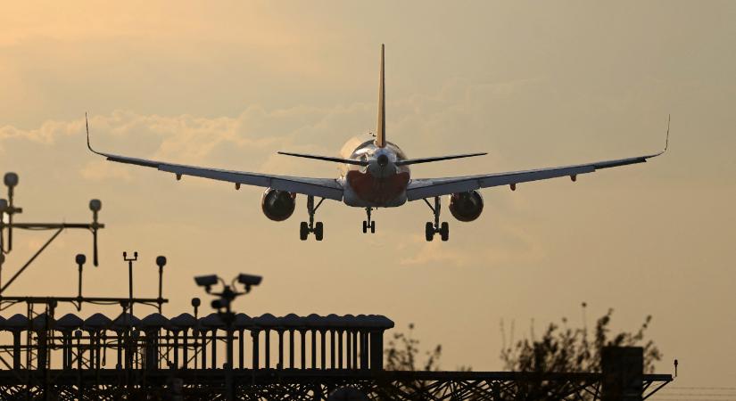 Lecsúszott egy Airbus a kifutóról a budapesti repülőtéren