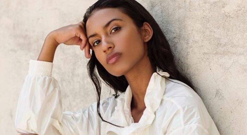 Félméteres havat is ellapátolunk Asia háza elől