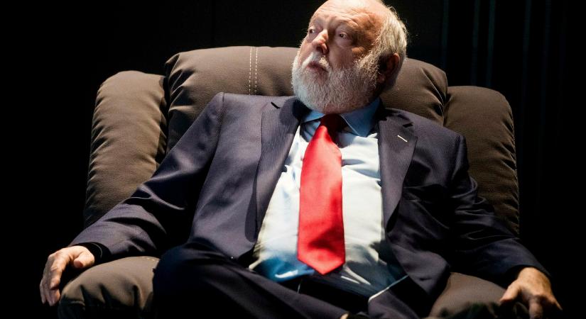 Brutális összegért árulják Andy Vajna egyik luxustárgyát, a kommentelők azonnal egymásnak estek