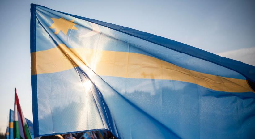 Romániában megtörtént, amire Trianon óta vártunk; hidegzuhany Von der Leyennek; gyászol a magyar élsport