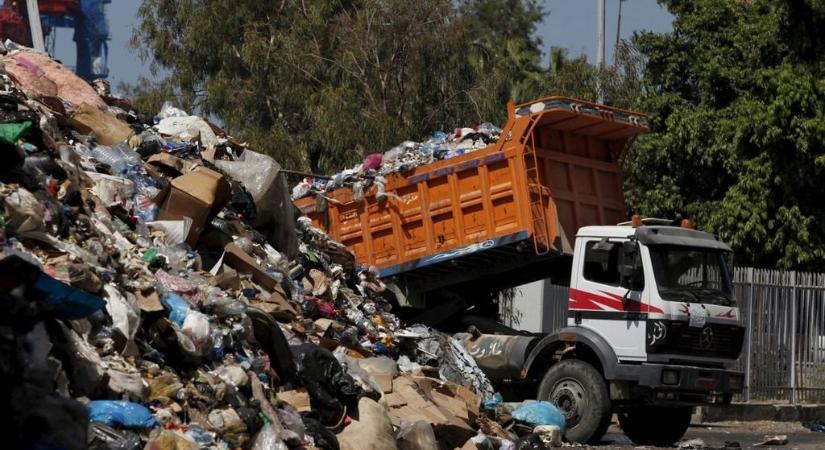 Tragédia Budapesten: kukásautó gázolt halálra egy idős asszonyt a XI. kerületben