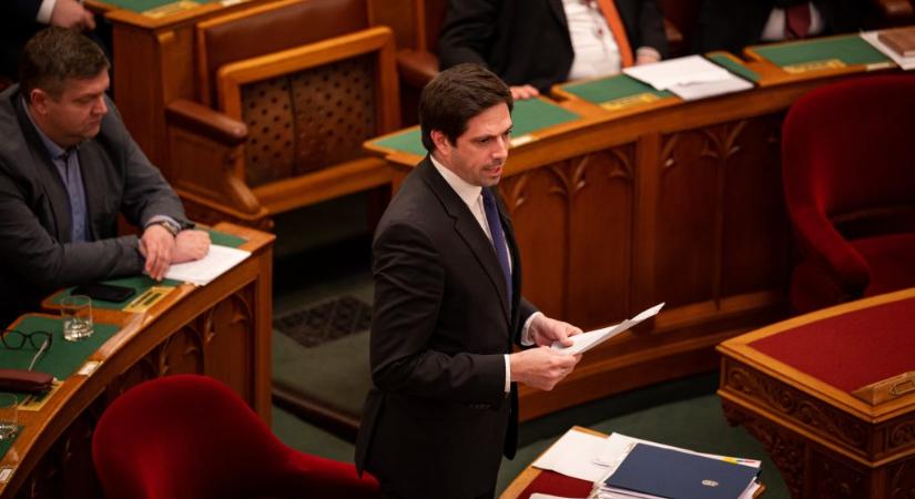 Még el sem kezdték építeni, de már több mint 1 milliárdot el is költöttek a NER új elitiskolájára