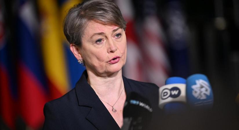 A brit külügyminiszter a nemzetközi jog fontosságát hangsúlyozta Marco Rubiónak Venezuela kapcsán