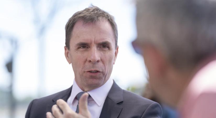 Váradi József elmondta, lesz-e ingyen hétkilós poggyász a Wizz Airnél