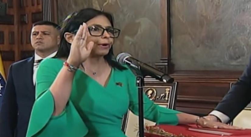 Letette a hivatali esküt Delcy Rodríguez, Venezuela ügyvezető elnöke