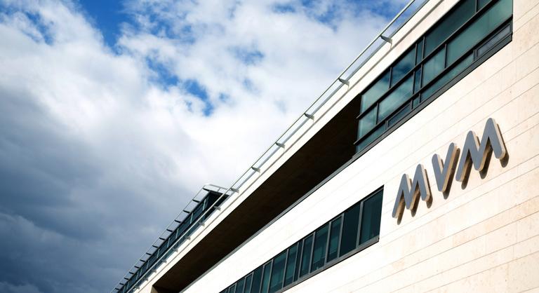 A Magyar Postával szerződött le az MVM, ez három év alatt mintegy 100 milliárdos bevételt jelent