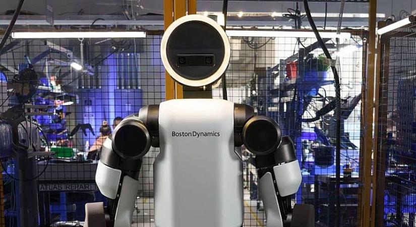Megkezdi Atlas nevű humanoid robotja tömeggyártását a Boston Dynamics