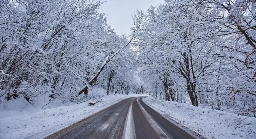 A hó megpróbált kifogni az országon, de álljuk a sarat