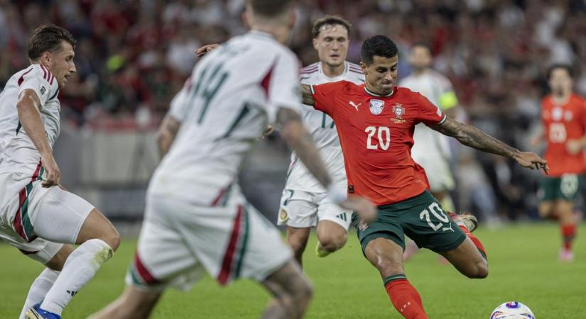 Két korábbi klubja közül a Barcát választotta a nagy vándor