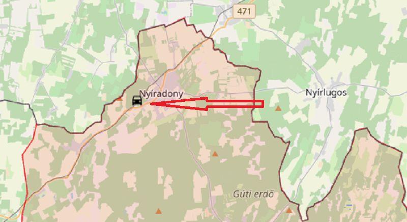 Autó az árokban Nyíradonynál