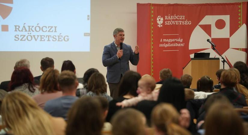 Téli töltekezés a Rákóczi Táborban - Kárpátaljai nagycsaládosok közösségi hétvégéje Sátoraljaújhelyen