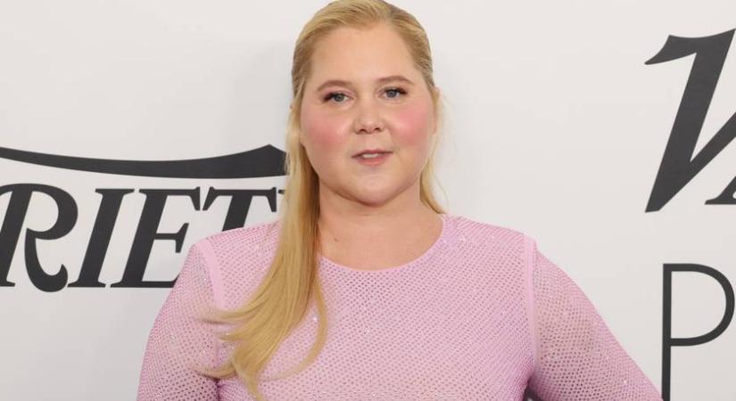23 kilós fogyása után bikiniben pózolt a színésznő: elképesztő átalakuláson esett át Amy Schumer