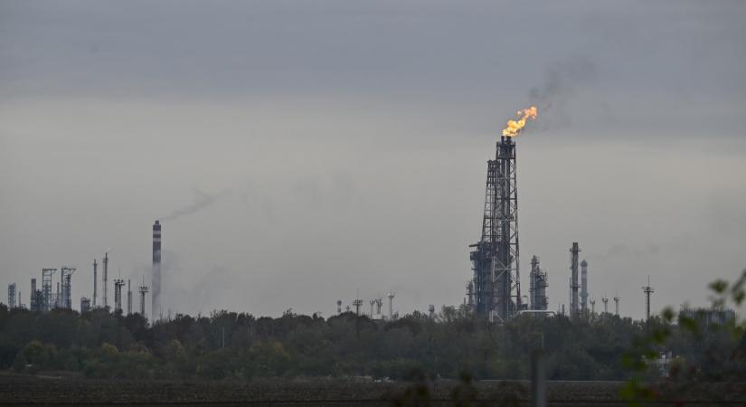 Sürget az idő, de hamarosan beszállhat a Mol a szerb olajvállalatba: így áll most a NIS felvásárlása