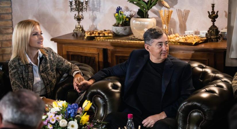 Hadházy: Mészáros Lőrincék kikapcsolták a jeladót a Csendes-óceán közepén