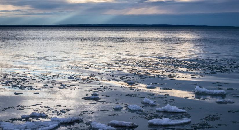 Kiadták a figyelmeztetést, életveszély, ami a Balatonnál történik: erre fel kel készülni