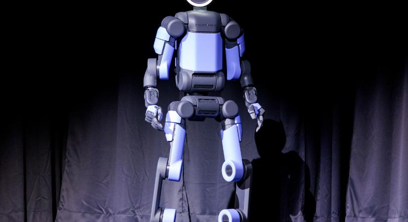 Humanoid robotokat állít munkába gyáraiban a Hyundai